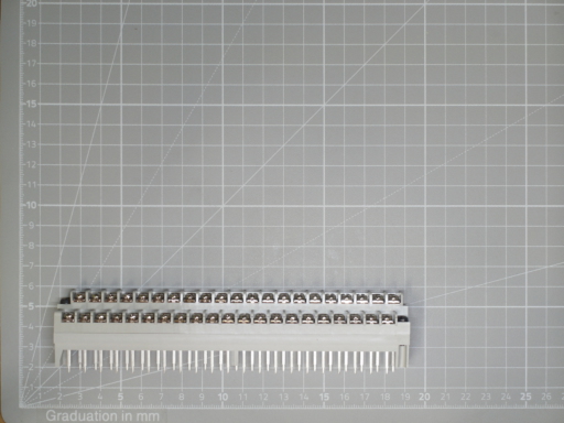 FX5U-64Mx /ES/ESS TERMINAL BLOCK LONG